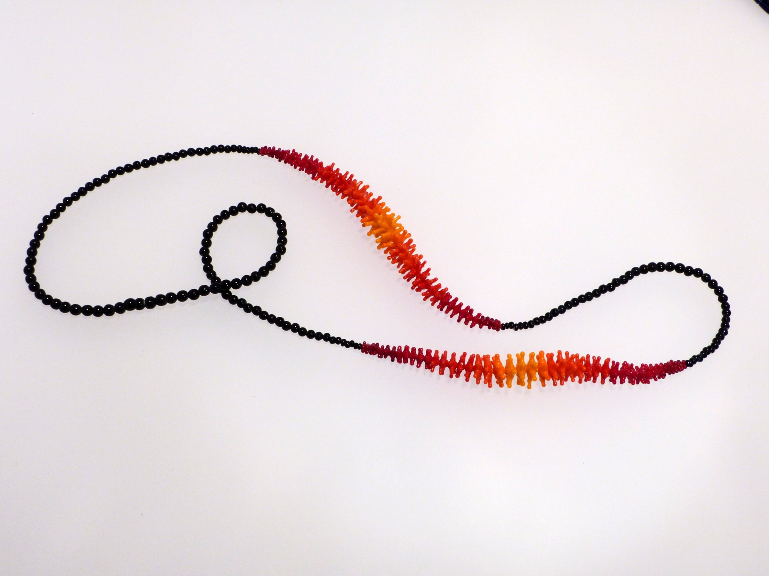 Wurm rot-orange Farbverlauf, lang | Glas, Stahlseil | 1401002-20