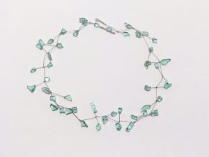 türkise Heckscheibenstückchen | Wippe, Glas, Stahldraht, -seil, Silber | 130915-17