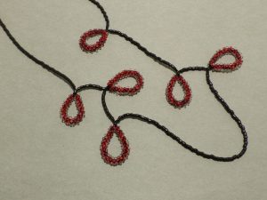 Glanz fein 3 farbig Schlaufen, lang /Glas, Stahlseil/ 2201042-23