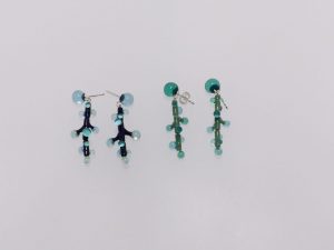 Ohrstecker Ästchen d.blau 3f., grün 2f. / Glas, Stahlseil, Silber/ 0851075-24, 0801075-24