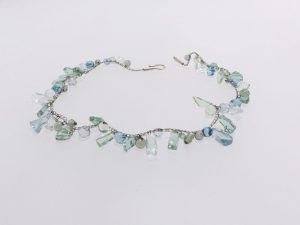 Brüche III / Scherben, Sicherheitsglas, Stahlseil, Silber/ 1401086-25