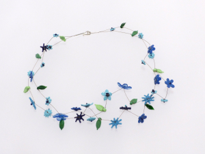 Blüten blau | 2 Str., Glas, Stahlseil, Silber | 130865-16